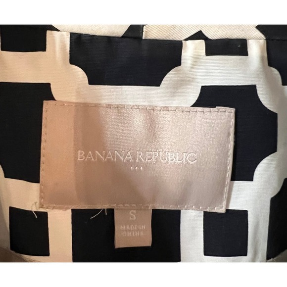 Banana Republic Coat - Picture 5 of 5